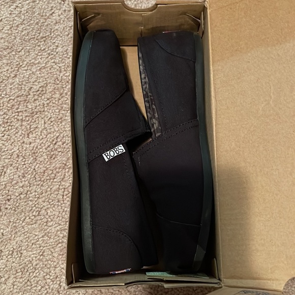 Bobs - Picture 7 of 9